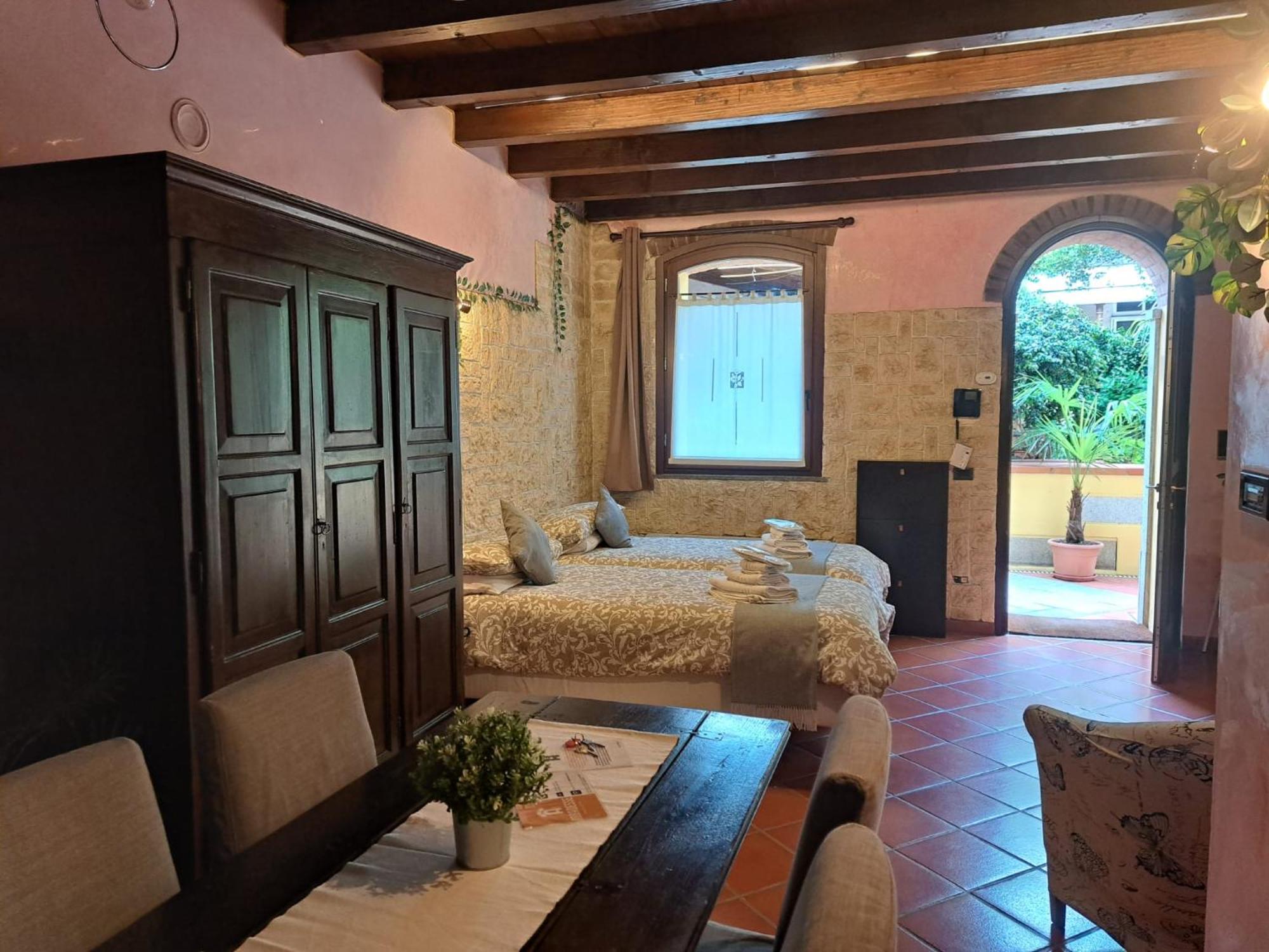 Monolocale Elvira Abbadesse Guest House Milano Exterior foto